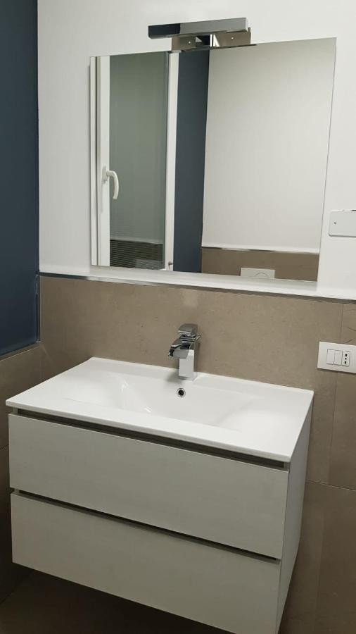 Condominio La Torre 2 Galliate Екстериор снимка